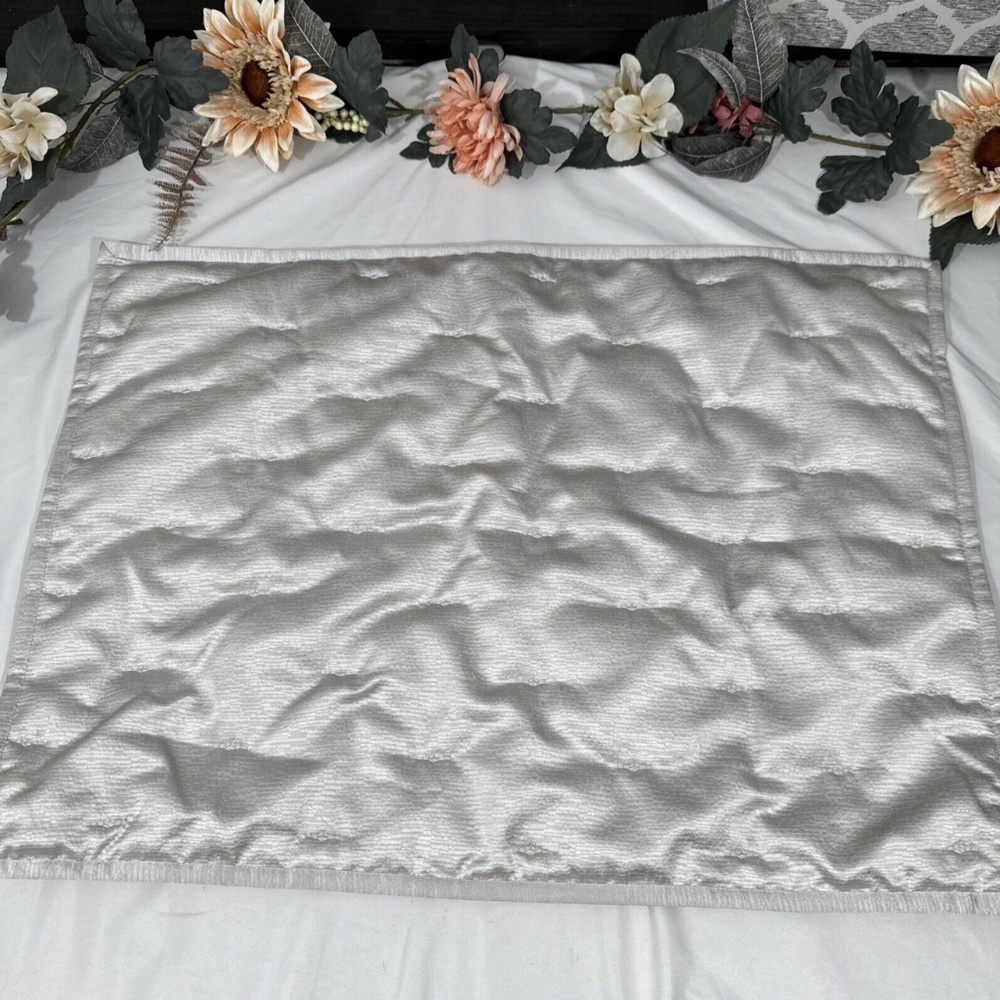 NEW $135 [ 1‎ Standard ] Quilted Pillow Sham for Hotel Collection Primativa